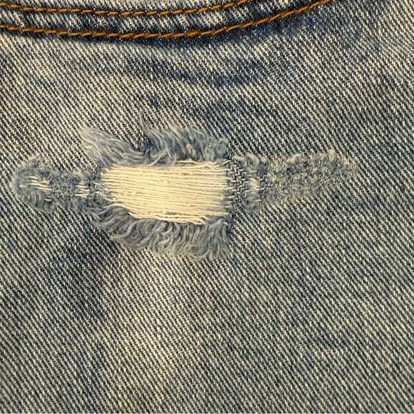 NWT- One Teaspoon Women’s Truckers Mid Waist Relaxed Denim Shorts- Denim Blue 34 - Picture 13 of 15